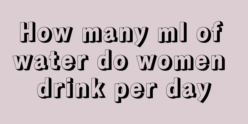 How many ml of water do women drink per day