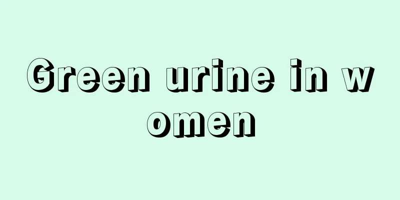 Green urine in women