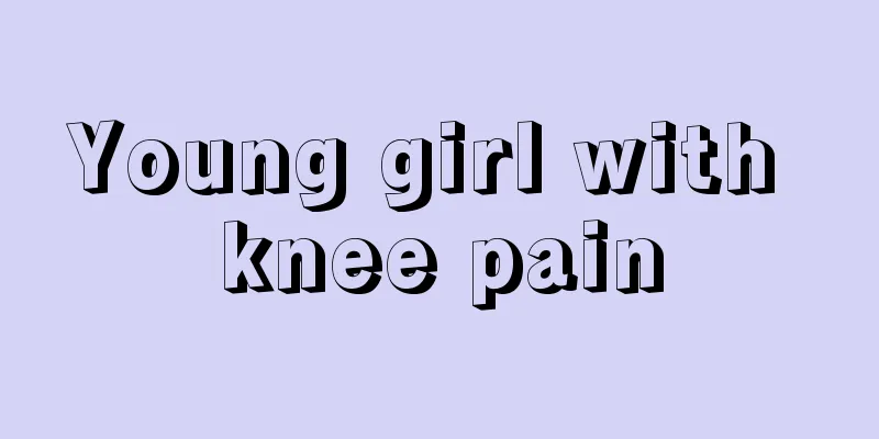 Young girl with knee pain