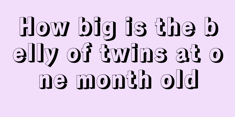 How big is the belly of twins at one month old