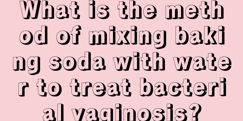 What is the method of mixing baking soda with water to treat bacterial vaginosis?