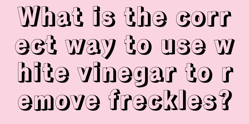 What is the correct way to use white vinegar to remove freckles?